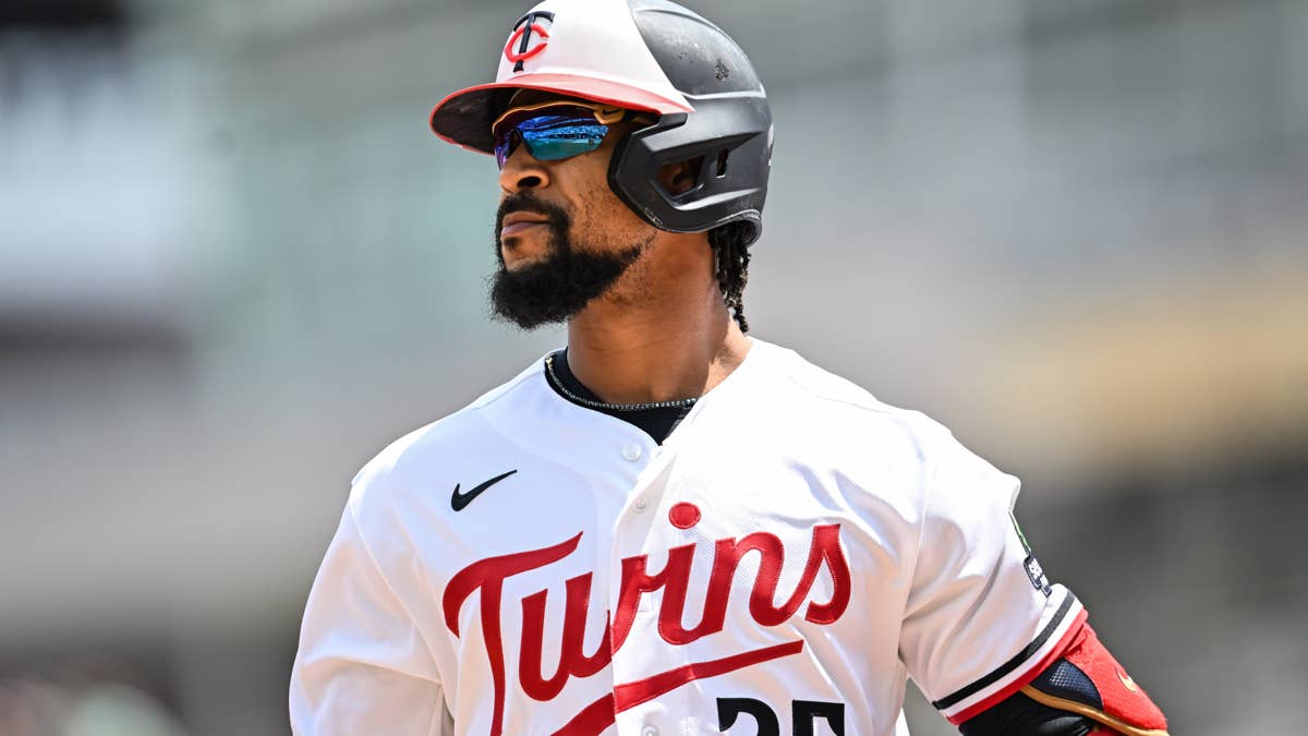 Twins' All-Star Outfielder Lands on IL