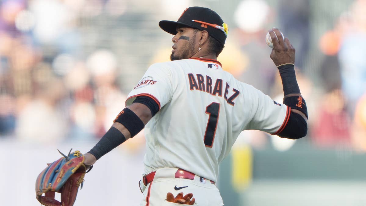 Should the Giants Extend Luis Arraez?