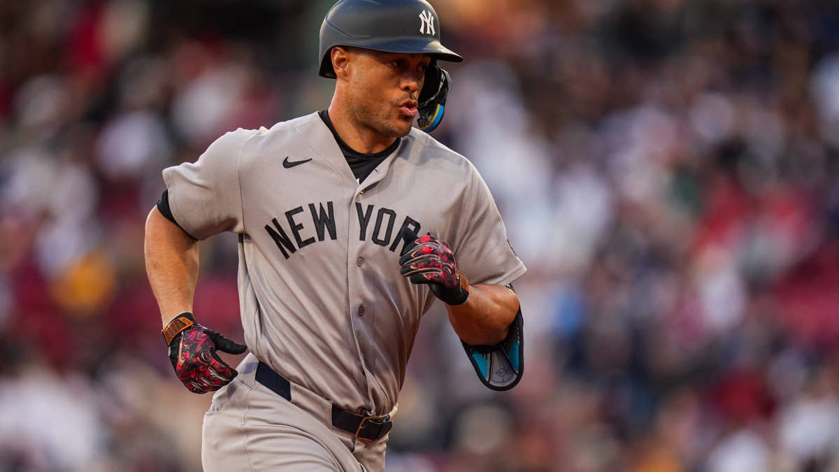 Yankees' Aaron Boone Provides Discouraging Update on Giancarlo Stanton