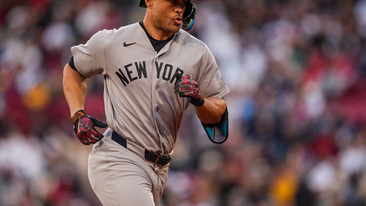 Giancarlo Stanton Suffered Another Injury During Rehab Assignment
