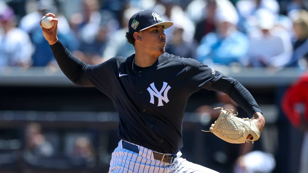 Yankees' Top Prospect Hits Injured List