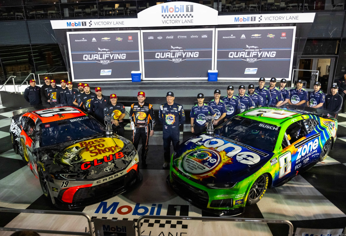 Fantasy NASCAR Picks for the Daytona 500: Favorites and Sleepers
