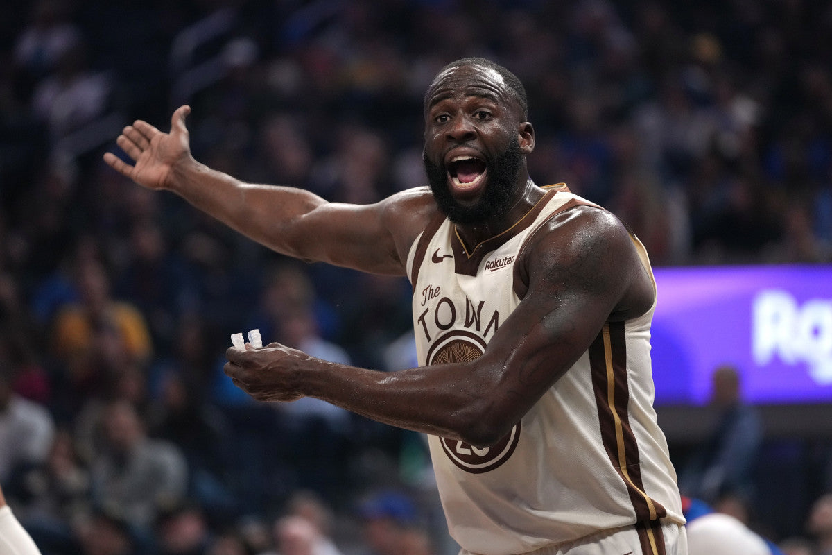 Draymond Green's Actions After Warriors Incident Draw Attention