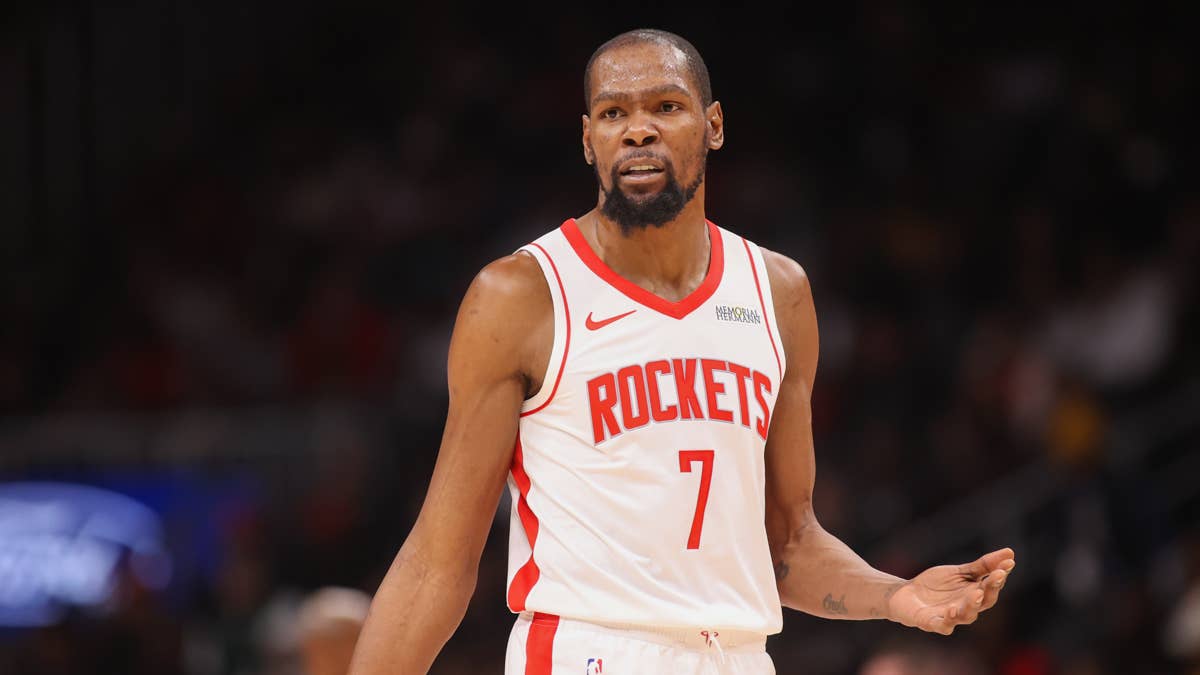 Mics Caught Kevin Durant's Vulgar Response To Lakers Fan