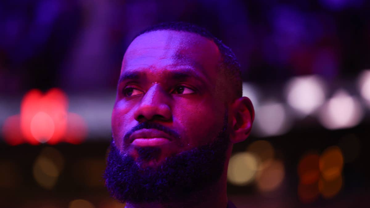 LeBron Accused Of 'Disrespecting' National Anthem at Madison Square Garden