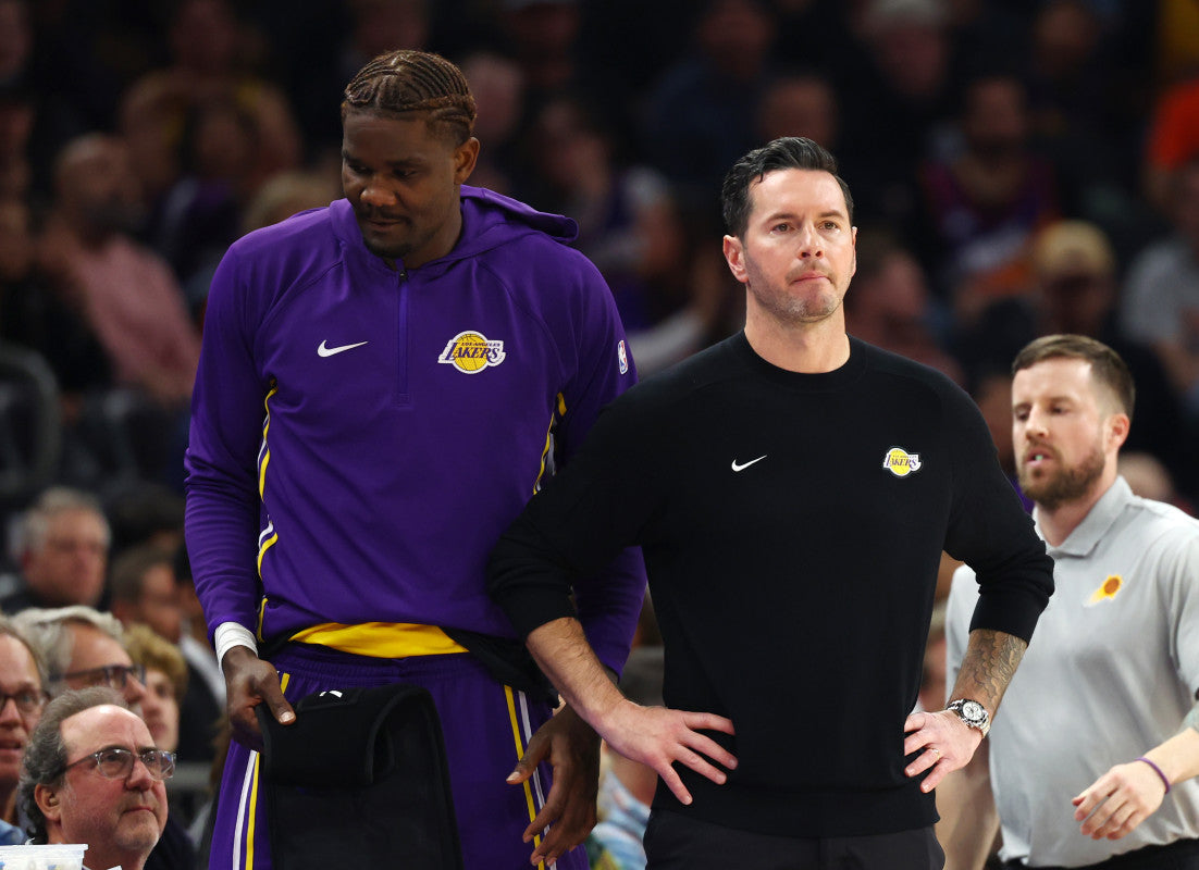 Lakers Gesture to Help Deandre Ayton's Performance Revealed After Magic Loss
