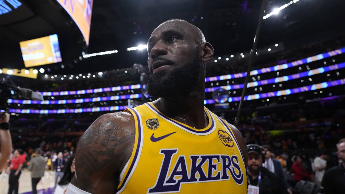 NBA Fans React To LeBron James Officially Leaving The Lakers