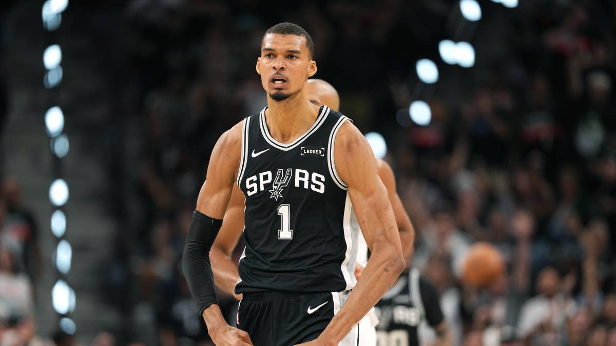 Spurs Coach Sends Clear Message to Victor Wembanyama After Game 2 Loss: Not Acceptable