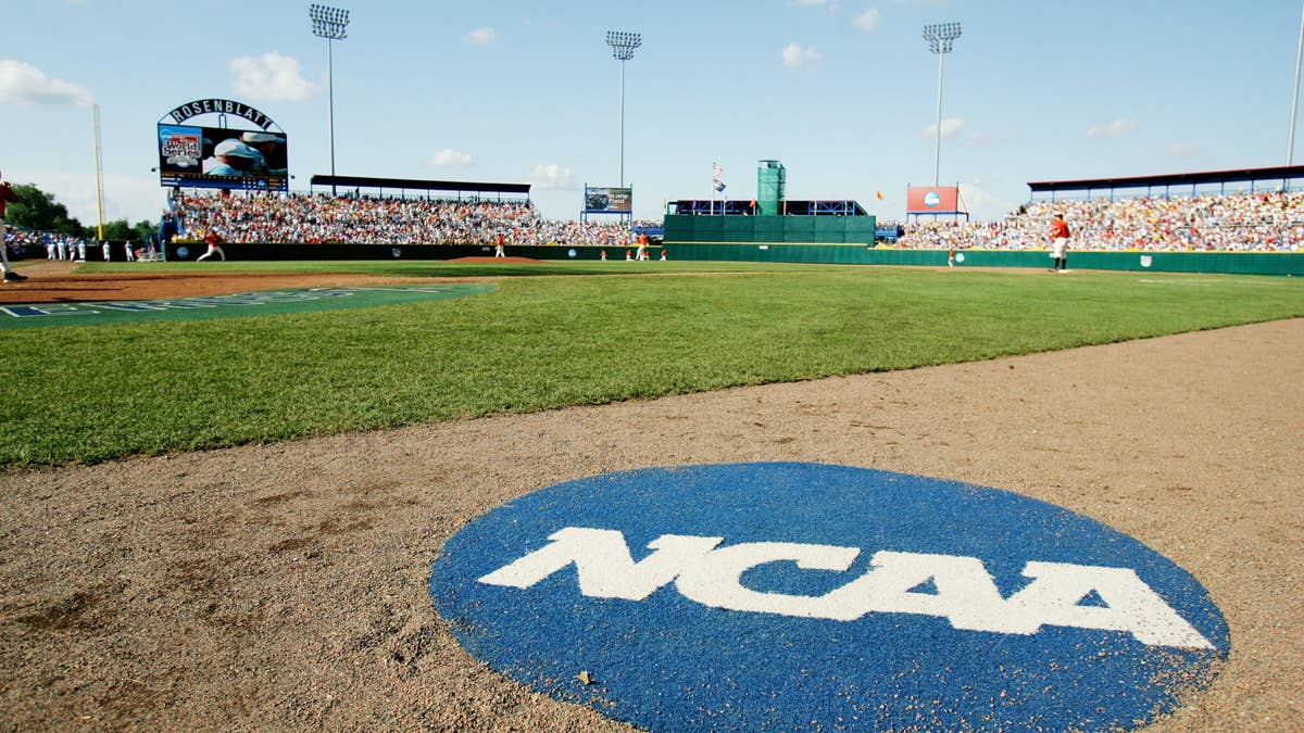 Alabama-Vanderbilt Game Delayed After Scary Umpire Injury