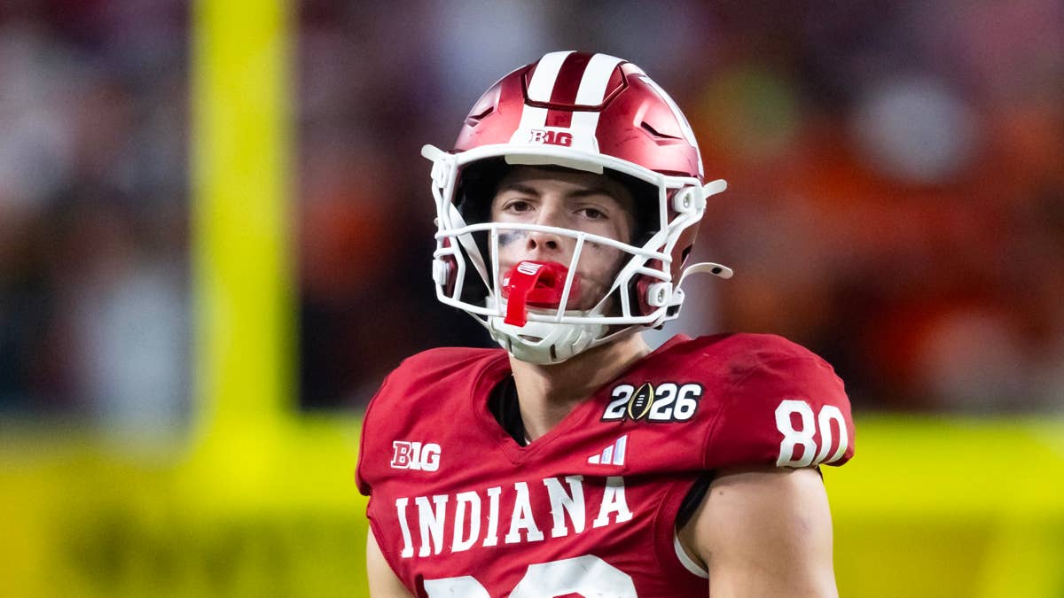 Raiders Reunite Fernando Mendoza With Indiana Receiver in Mock Draft