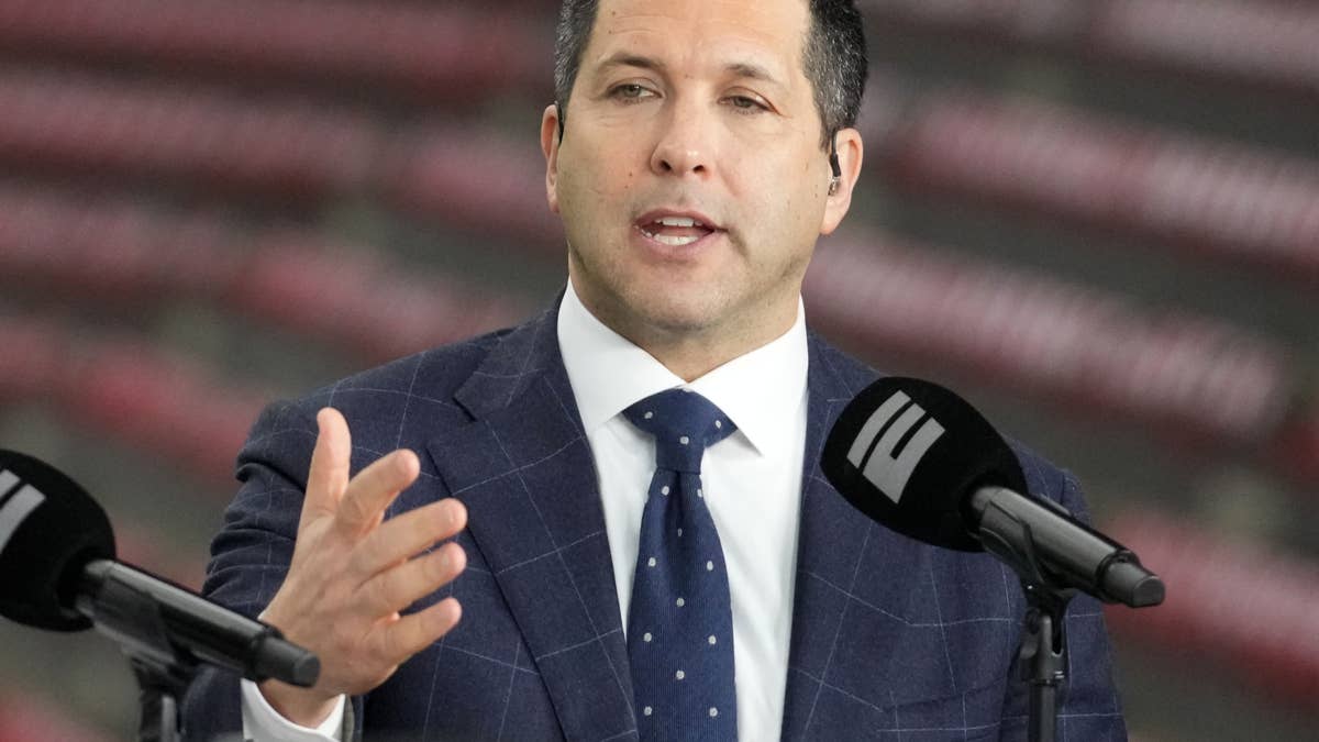 Adam Schefter Reportedly Closing In On Longterm Extension With ESPN