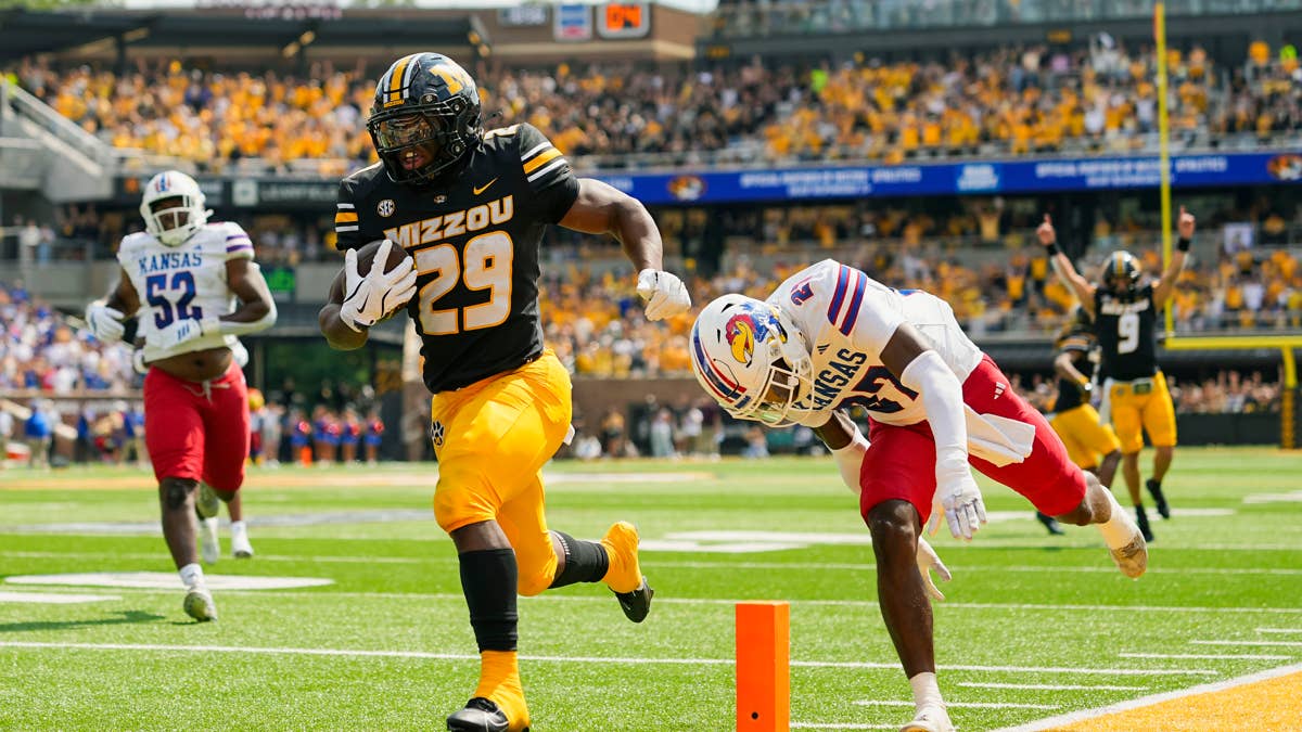 Ahmad Hardy Medically Cleared, Eli Drinkwitz Gives Update on Missouri RB's Recovery Timeline