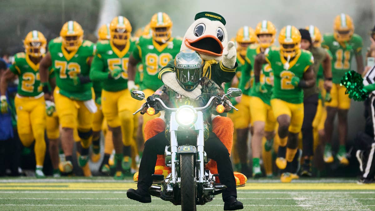 15 Teams That Won College Football's 2026 Offseason