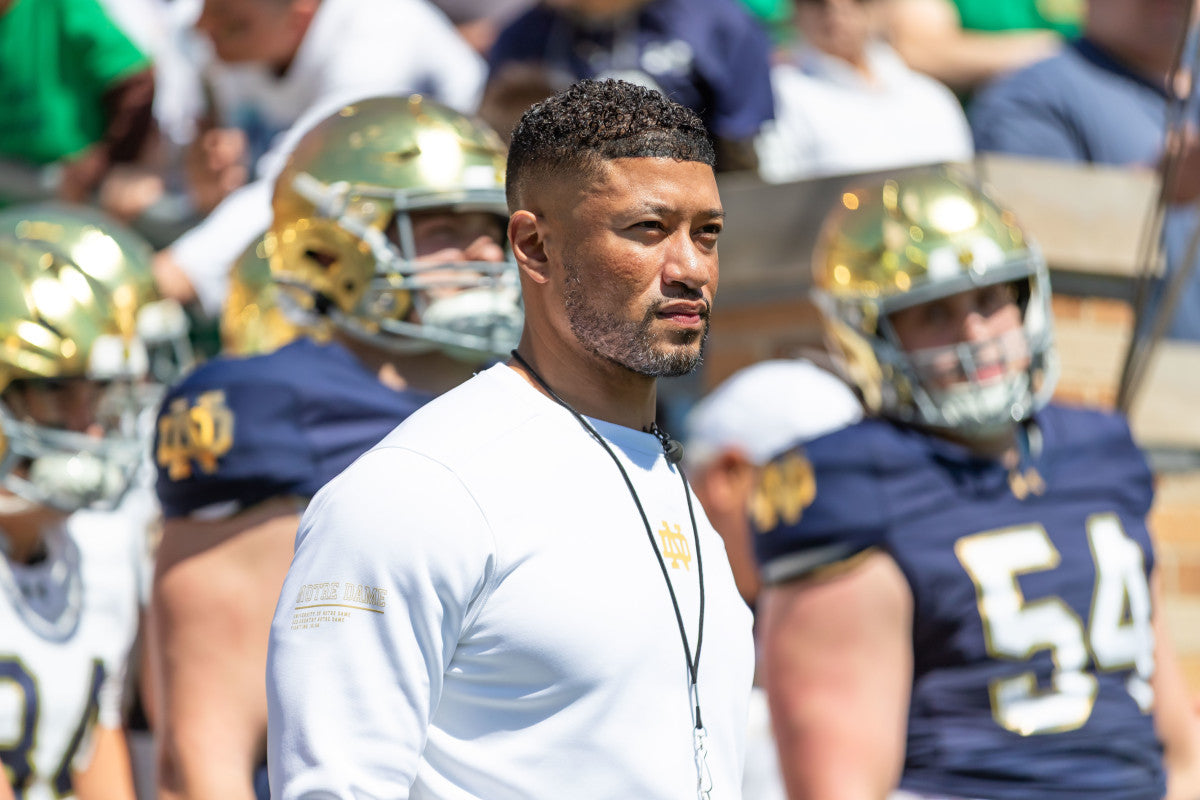 4-Star QB Sends Notre Dame Clear Message After Second Visit