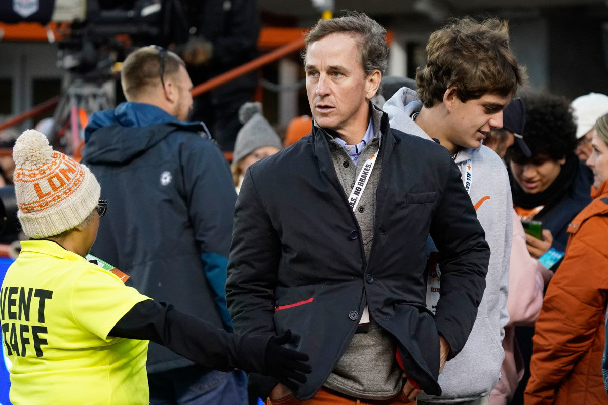 Cooper Manning Shared Awesome Throwback Photo For Peyton's 50th Birthday