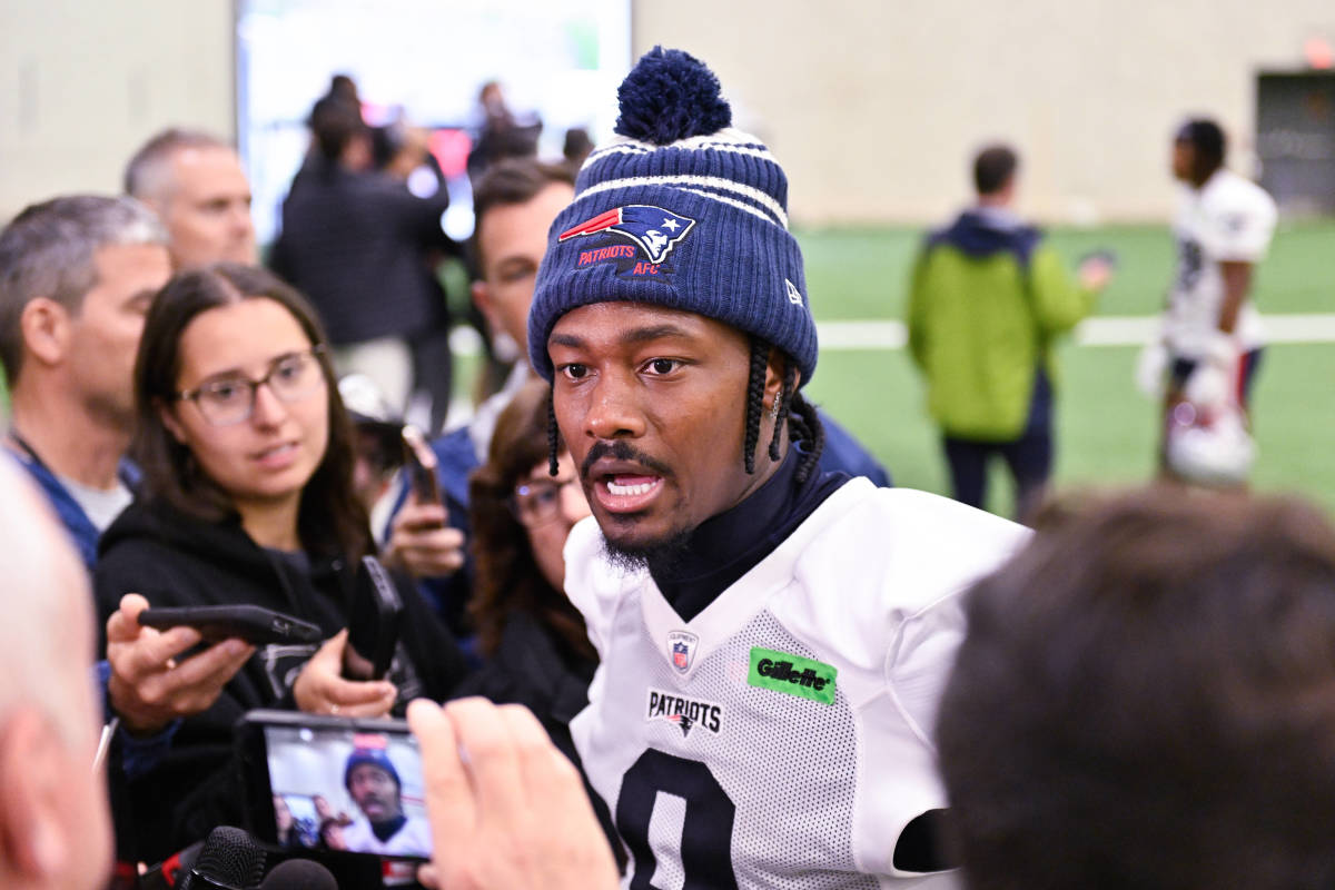 Patriots Expected To Cut Stefon Diggs After Super Bowl Run