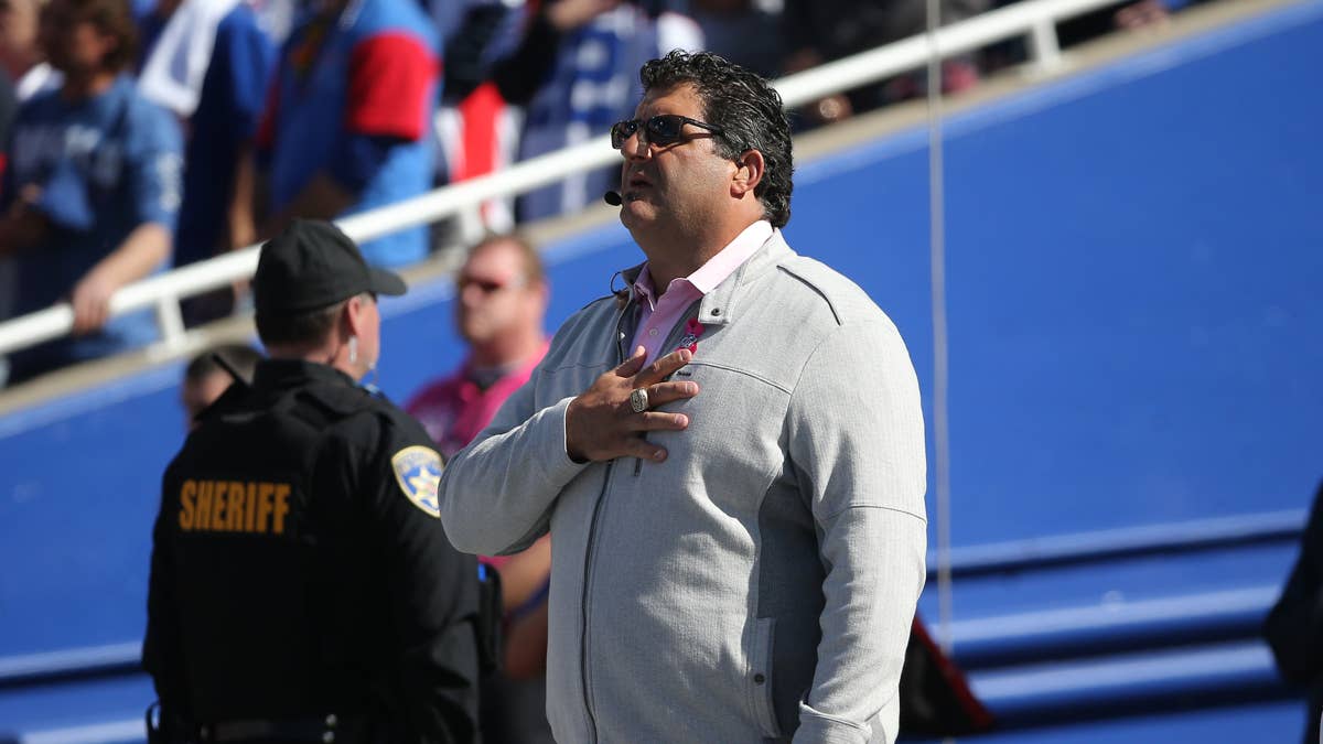 NFL Announcer Kenny Albert Still Mourning Death of Tony Siragusa