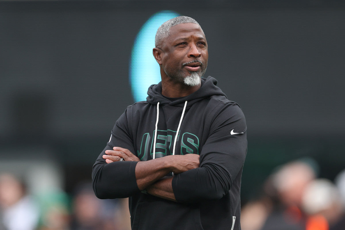 Jets Predicted to Land Potential Geno Smith Replacement