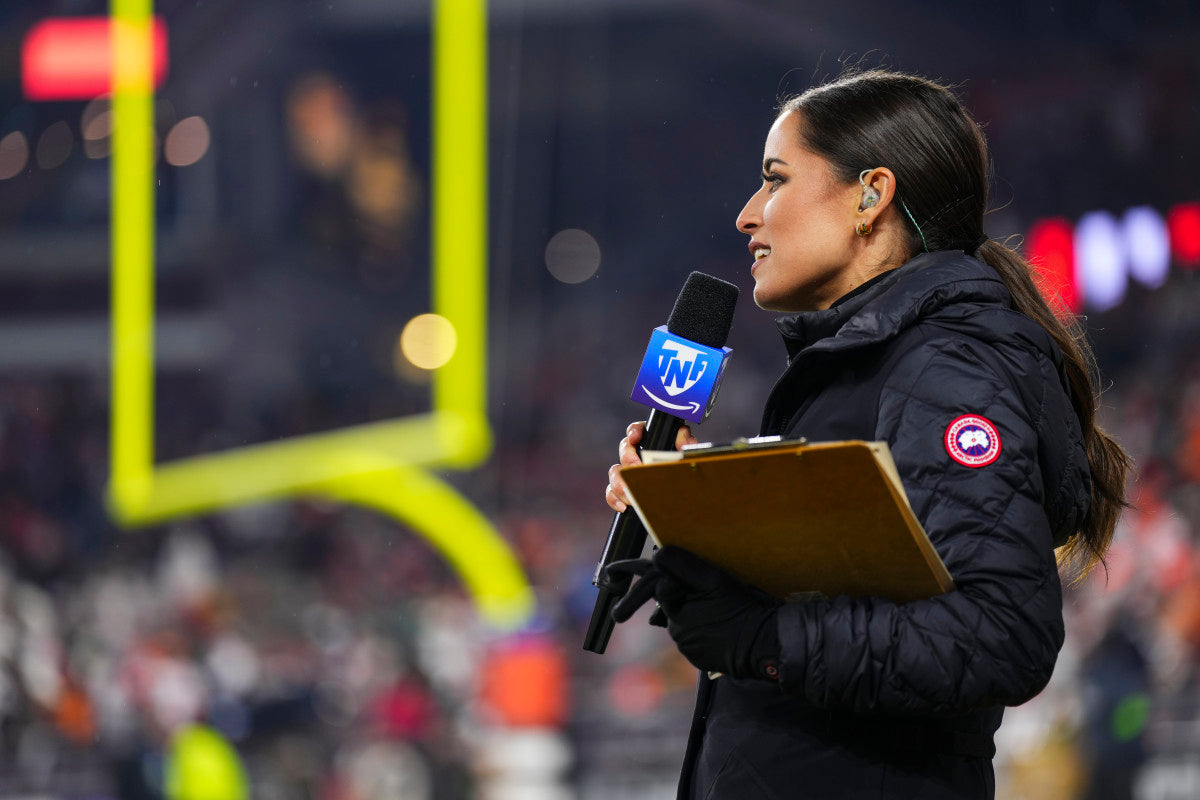 Kaylee Hartung Reflects on Father's Plane Crash Tragedy Ahead of Super Bowl 60