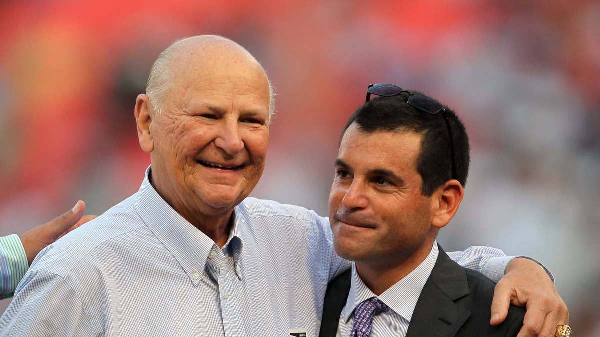 Former MLB Executive David Samson Announces Death Of Daughter, 28