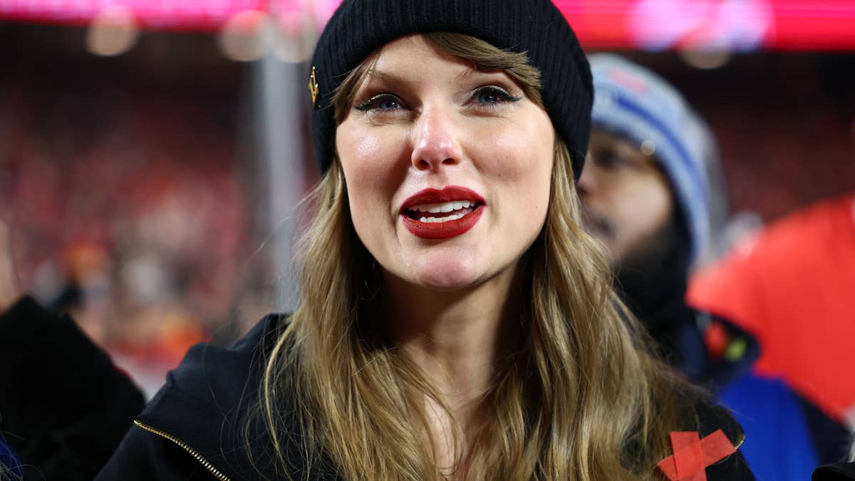 Taylor Swift Reacts to Travis Kelce’s NFL Career Update