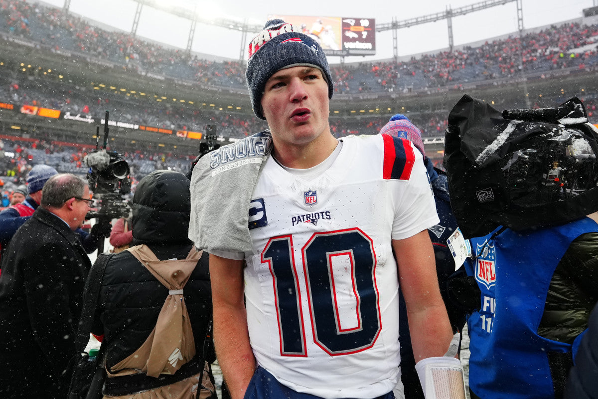 Patriots QB Drake Maye Shaved His Head For A Great Cause