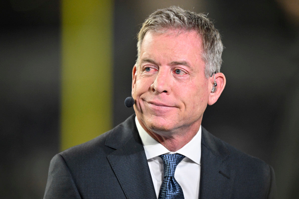 NFL Fans Defending Troy Aikman's Controversial Move