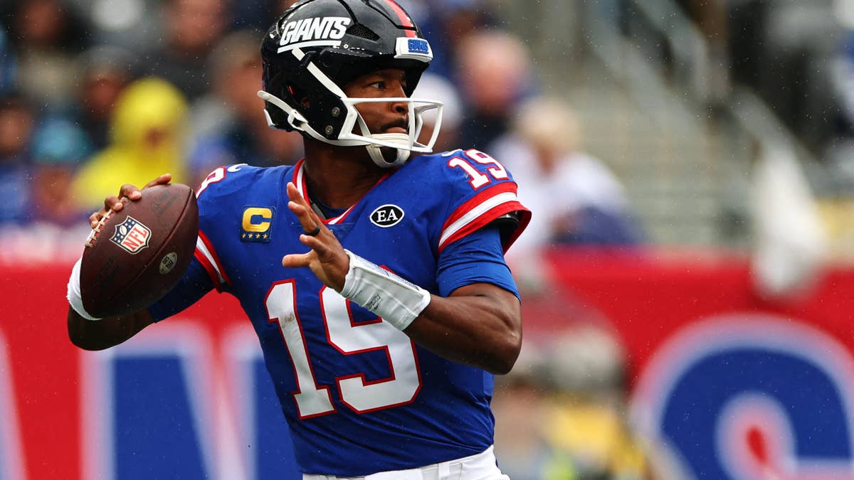 As Giants Keep Winning, Their Quarterback Question Keeps Growing