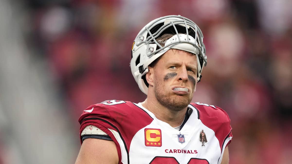 J.J. Watt Praised By NFL Community For Classy Encounter With Fan