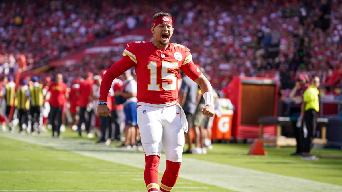 Patrick Mahomes Remains Atop of PFF's Quarterback Rankings for Week 6