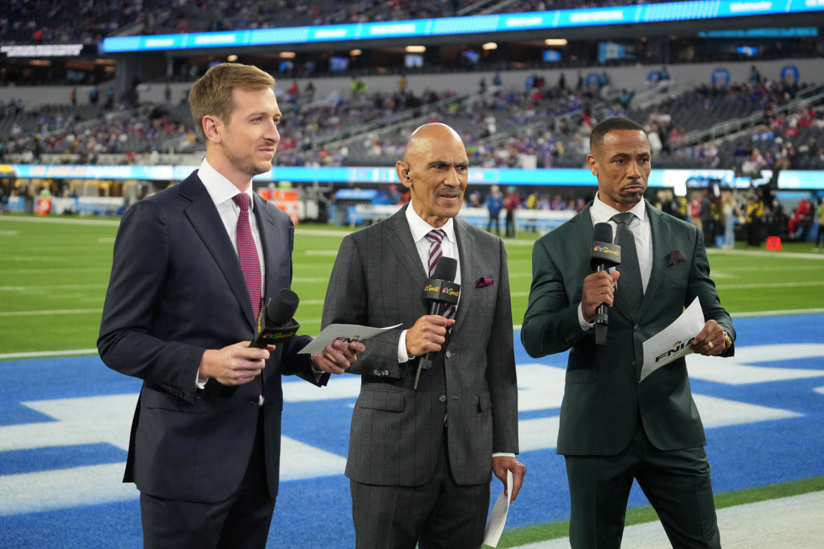 NFL Fans React To 'Sunday Night Football' Announcers Shakeup