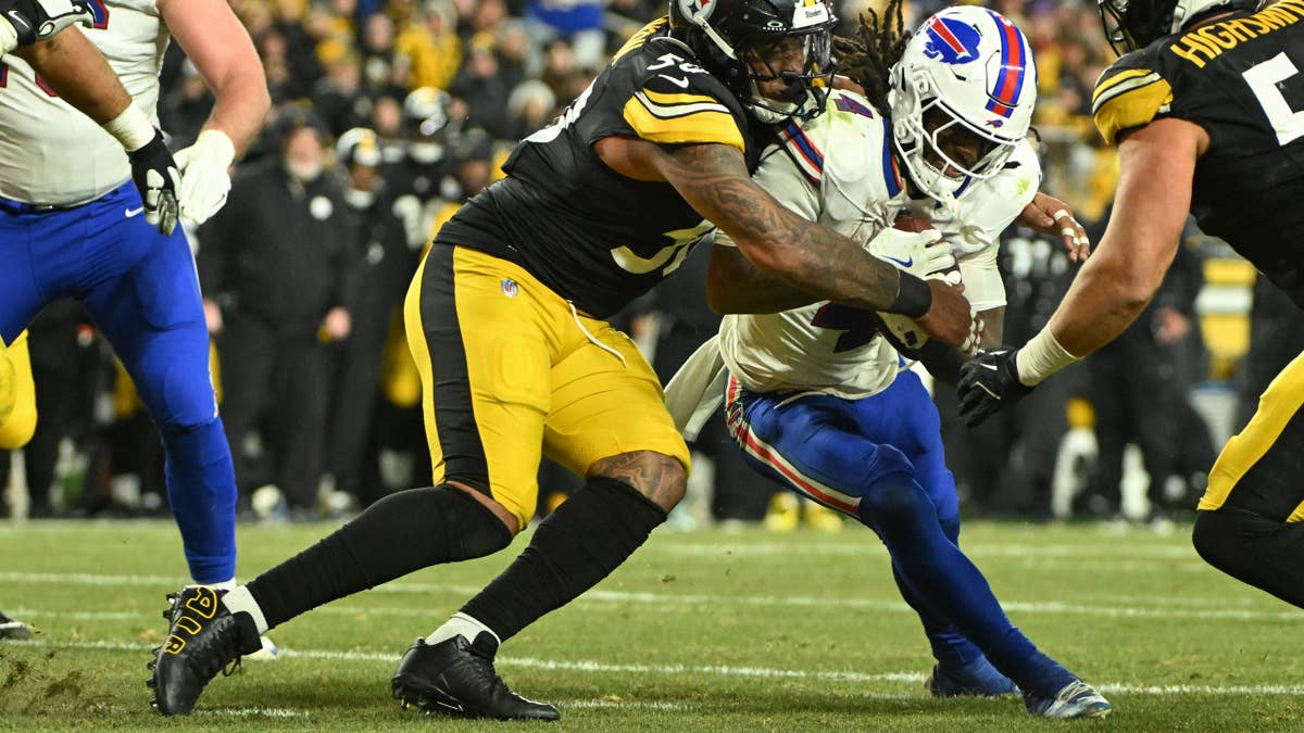 Steelers Signing of Elandon Roberts Has Massive Impact on Linebacker Depth Chart