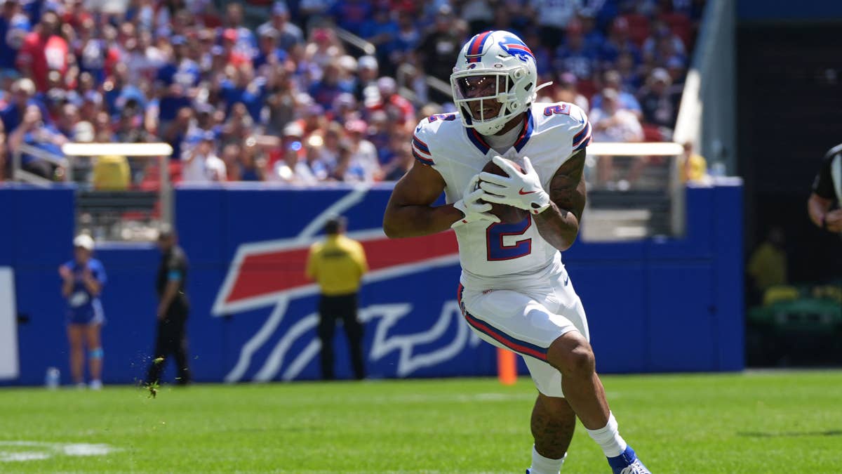 Bills Star DJ Moore Suffers Injury During Preseason Debut
