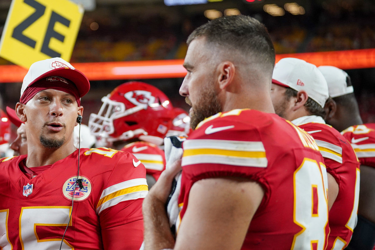 Chiefs QB Patrick Mahomes Sends Message After Travis Kelce's Reported Career Decision