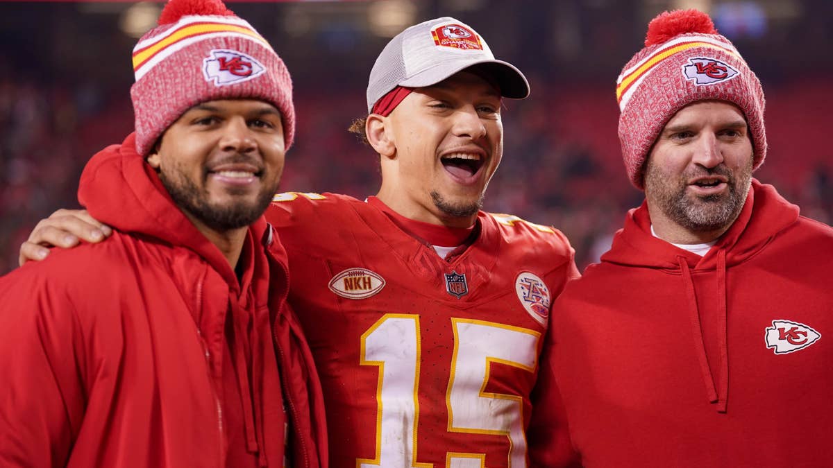 Chiefs Announce Quarterback Move 10 Days Before NFL Season Opener