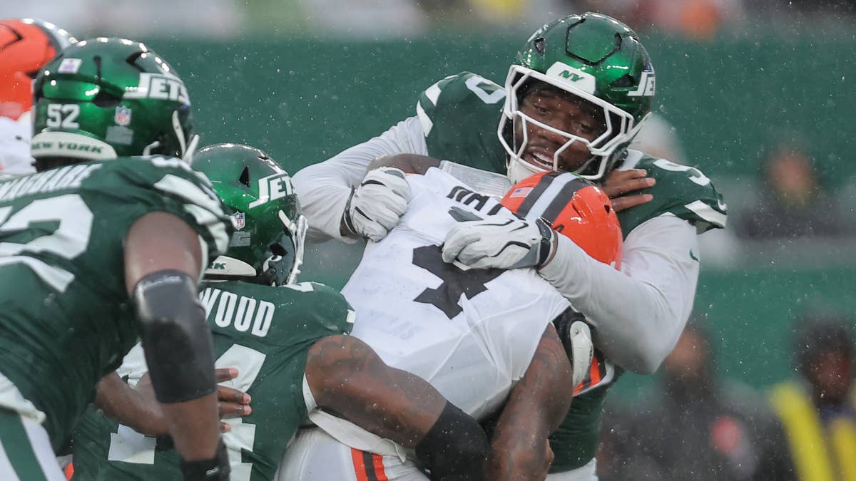 Jets’ Upset Bid vs. Patriots Hinges on Pressuring Drake Maye