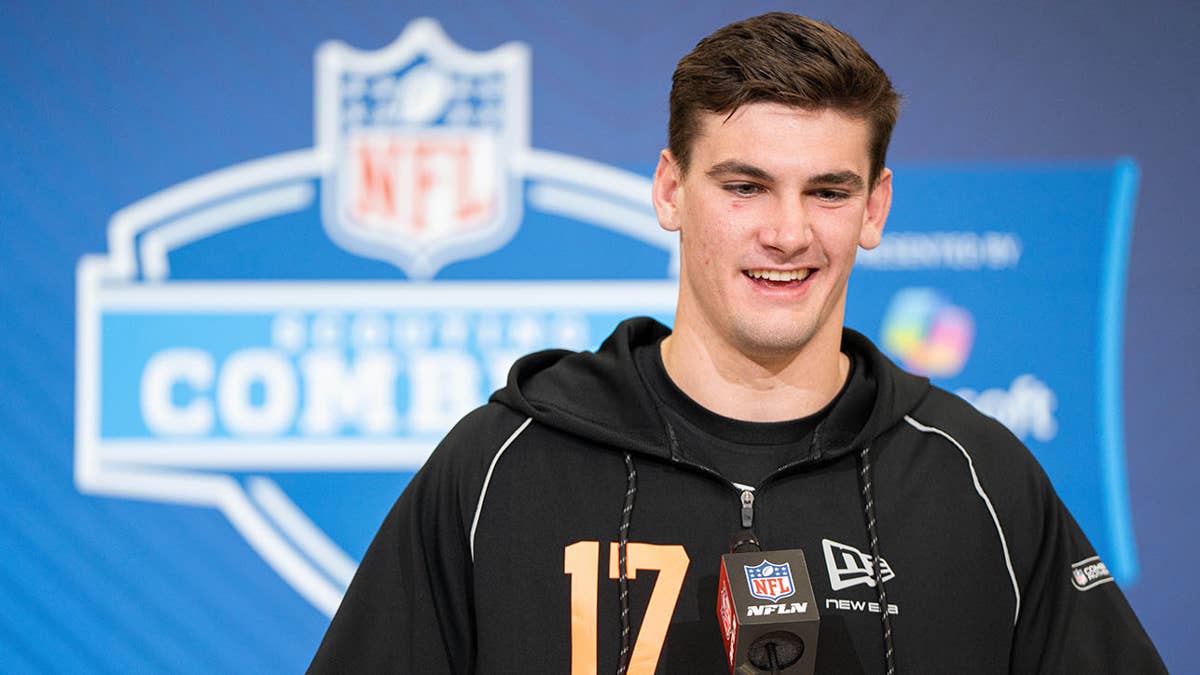 Ty Simpson Could Join Others Who Endured Long Wait in the Draft Green Room