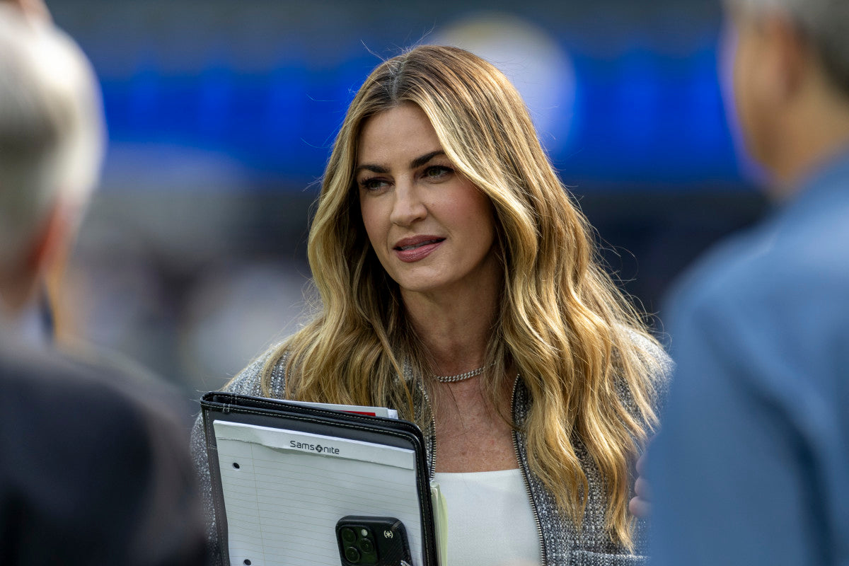 Erin Andrews Thinking Of Fox Sports Colleague Greg Olsen Thursday
