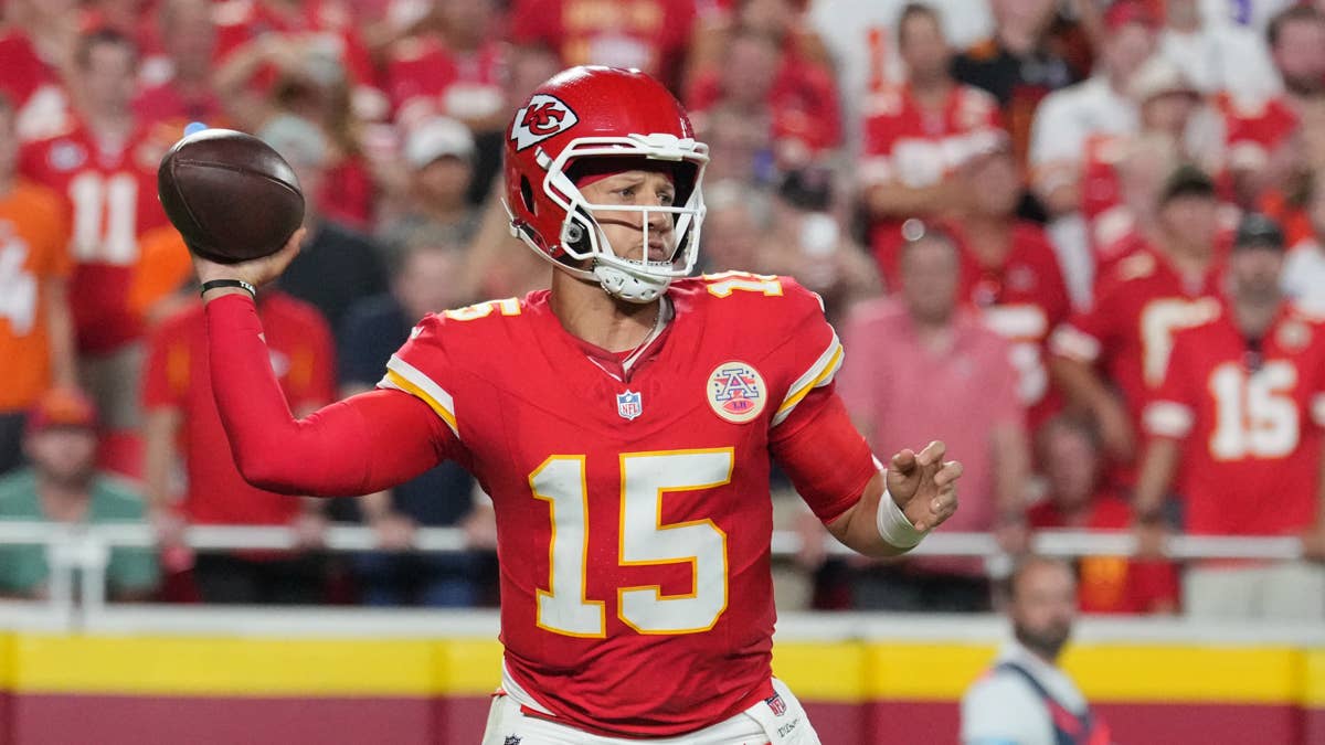 Patrick Mahomes Ranks Among the Best in PFF's Quarterback Rankings for Week 3
