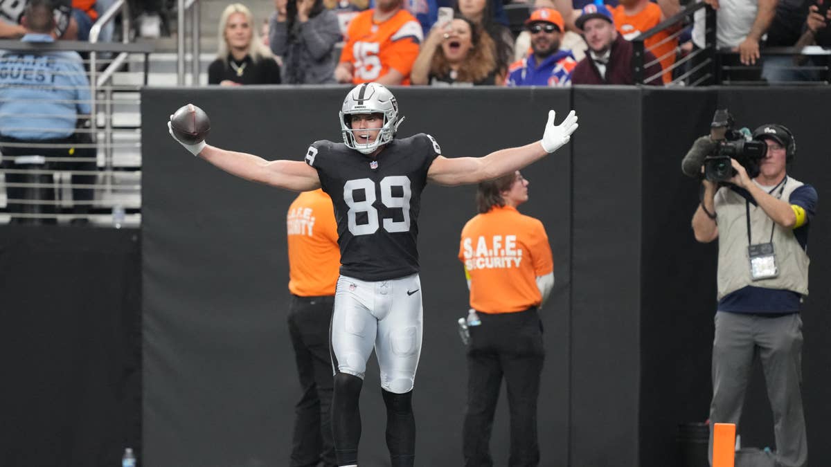 Raiders Stock Up, Stock Down: Brock Bowers Shines After Surgery