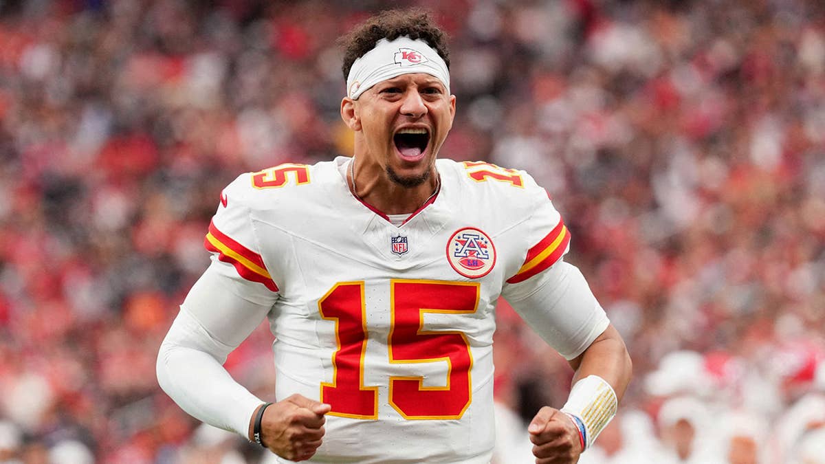 Patrick Mahomes Continues to Climb the NFL’s Record Books