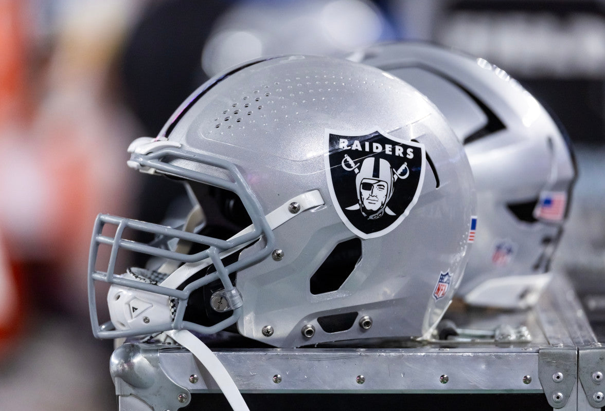 Former Raiders Player Barret Robbins' Cause of Death Remains Unknown