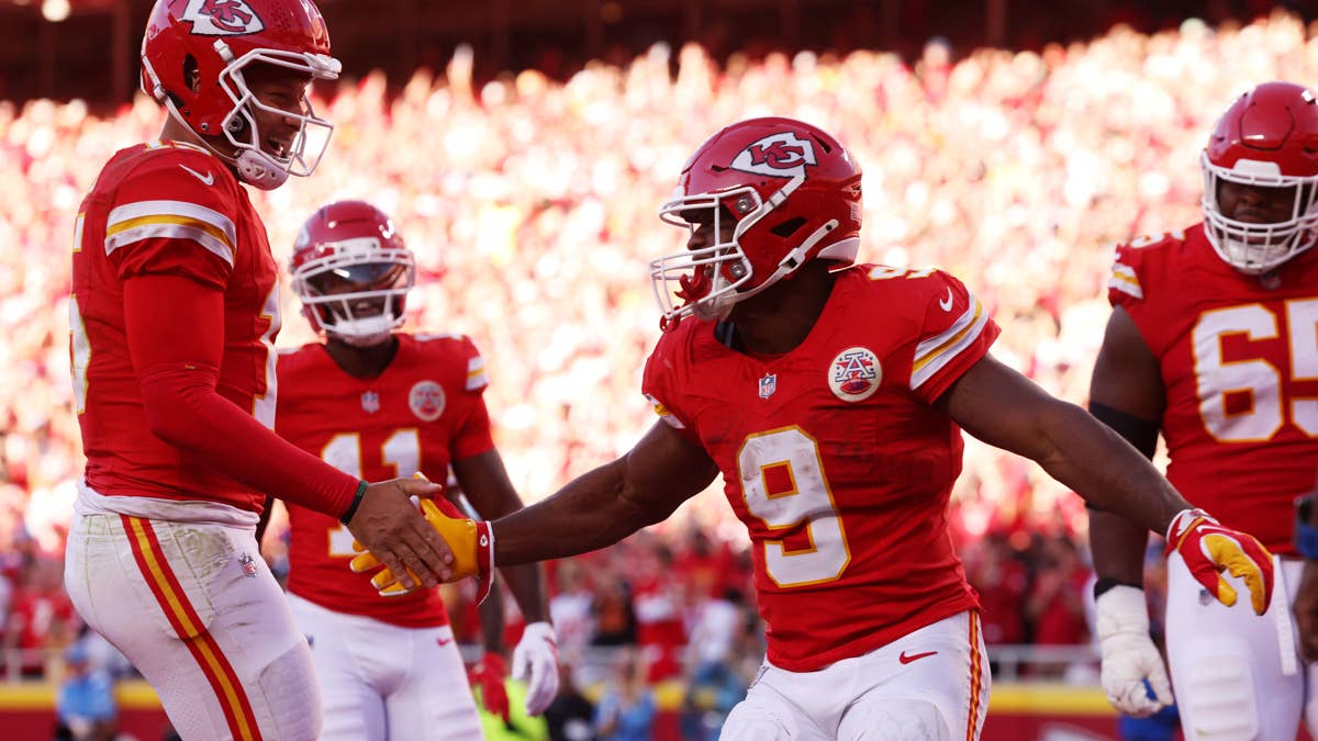 Kenneth Walker III Continues Running Wild in Week 6 for Kansas City Chiefs