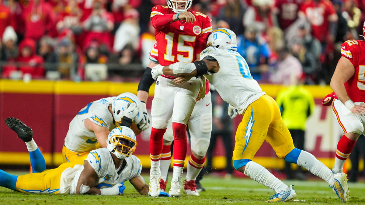 Watch Chiefs vs Chargers for Free: Start Time, TV Channel, Live Stream