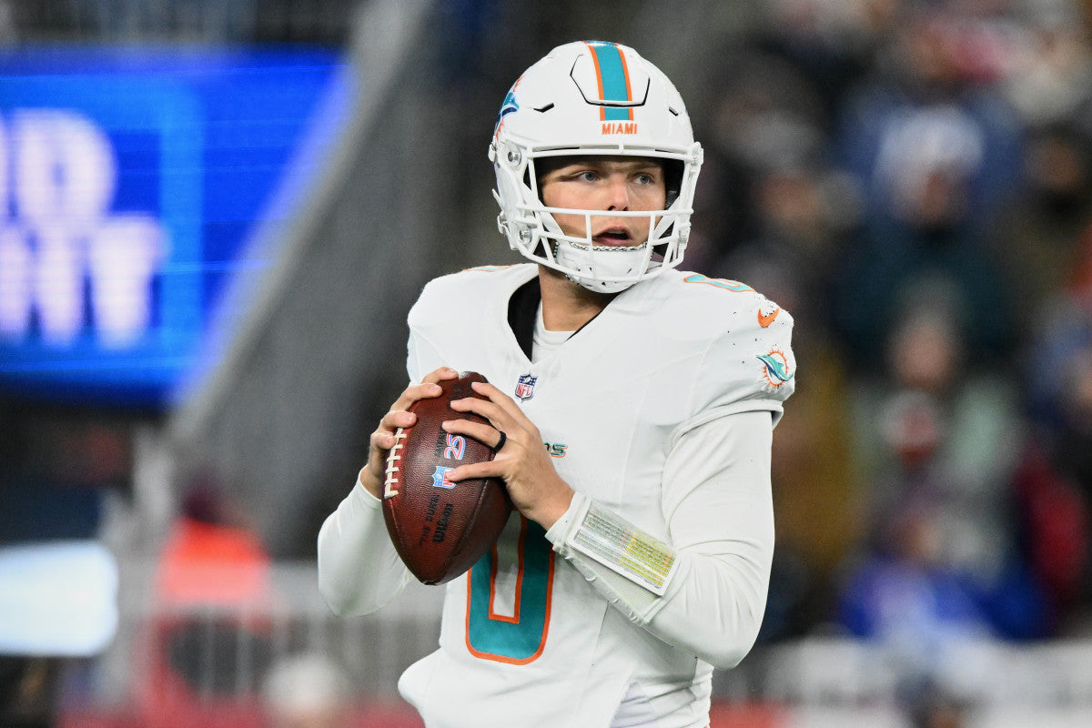 Saints Sign QB Zach Wilson to One-Year Contract After Dolphins Stint