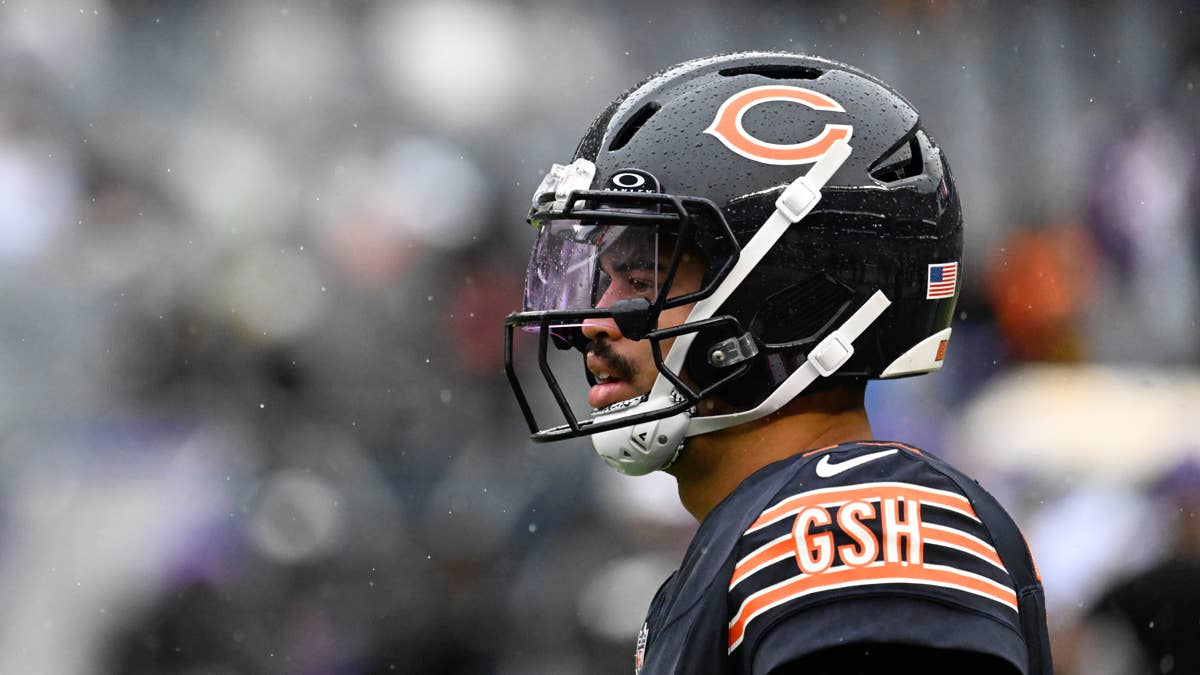 Bears Receive Quarterback News After Caleb Williams Injury