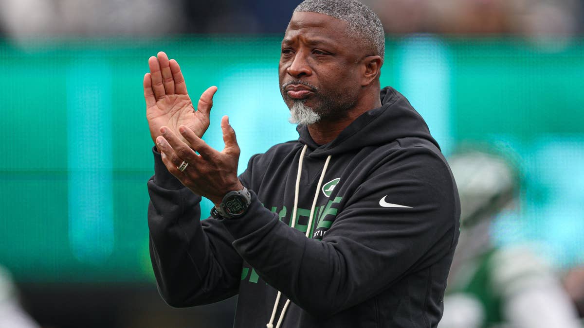 Jets Head Coach Aaron Glenn Is Already on ‘Hottest Seat in the NFL’