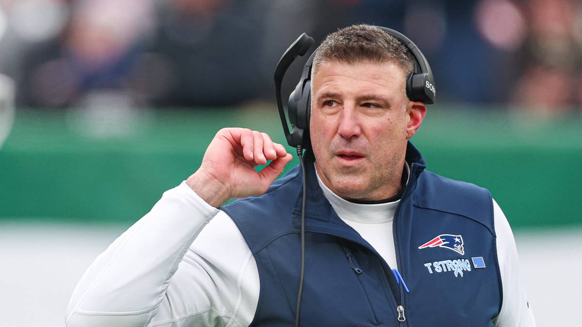 Mike Vrabel's Interaction With Patriots' First-Round Pick Has Been Released
