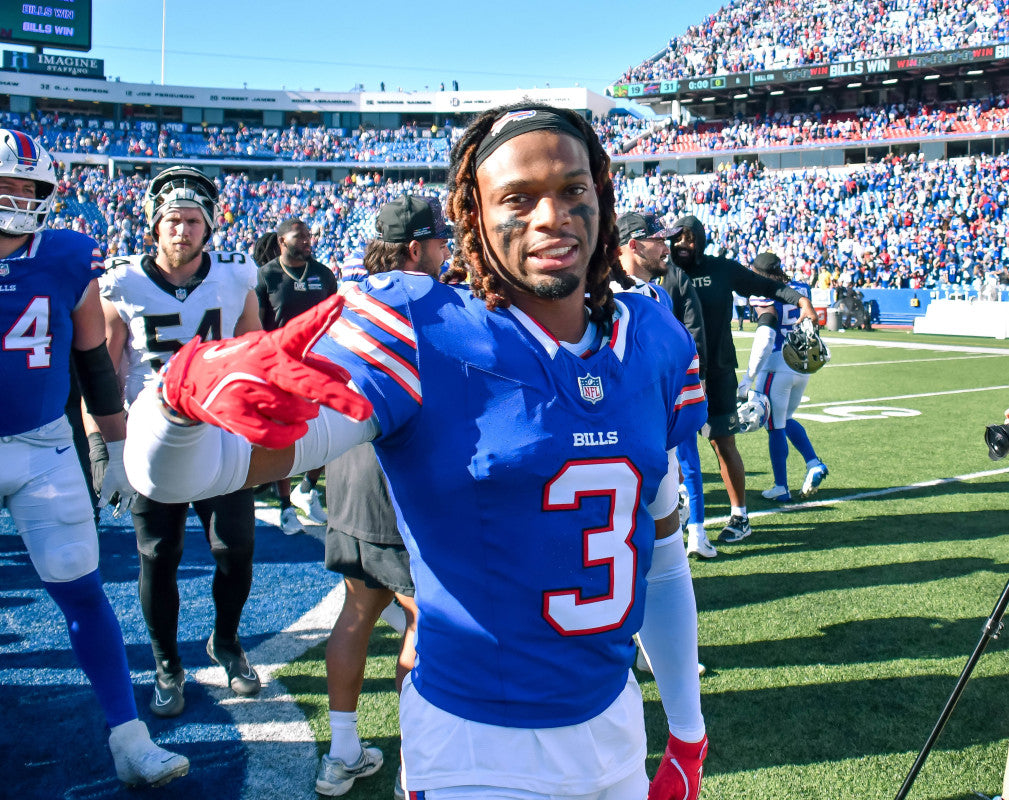 Buffalo Bills Fans Are Not Amused By Friday's Damar Hamlin Signing