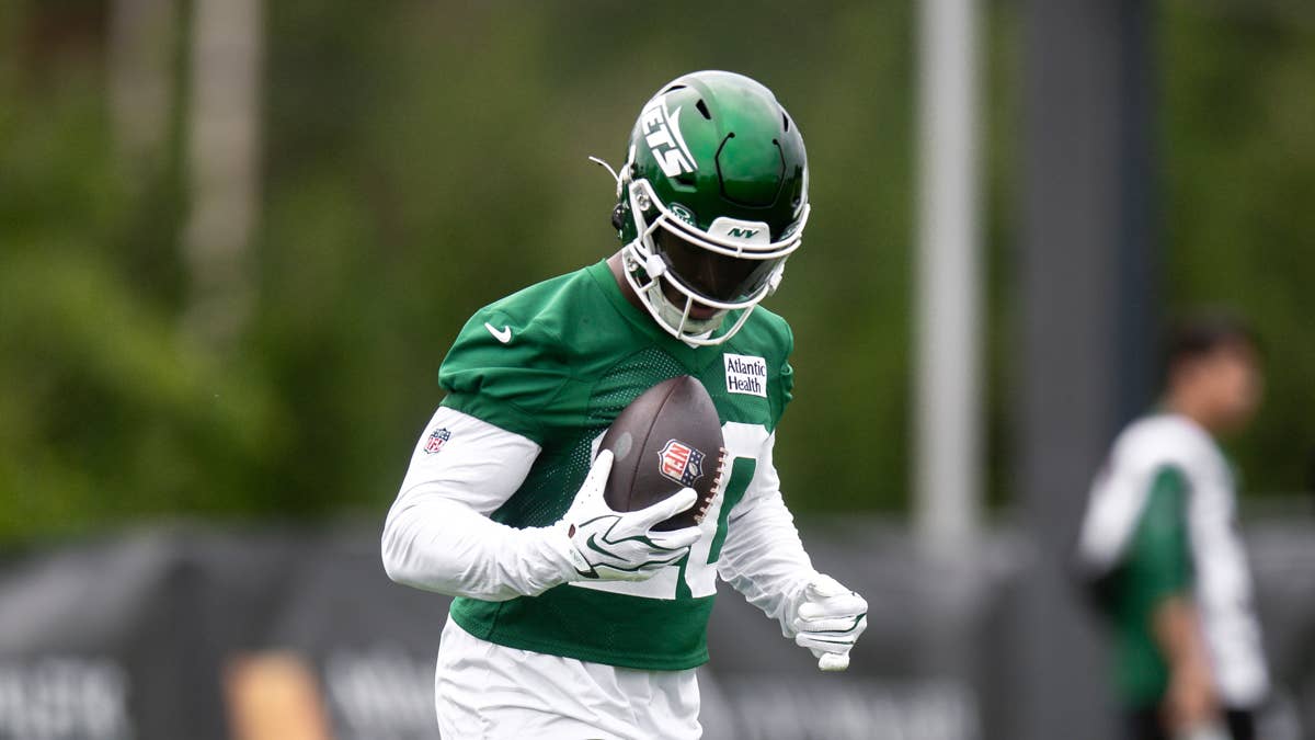 Jets Star Breece Hall Injured At Practice On Monday